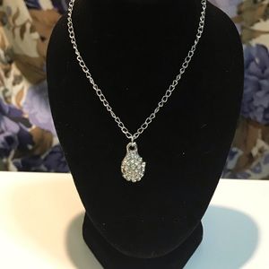 Rhinestone teardrop Pendent Necklace!
